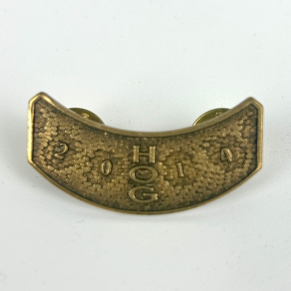 HOG Harley Davidson Lapel Pins Owners Group Member Rocker - Picture 4 of 6